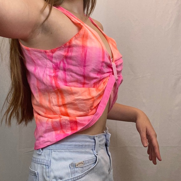 Trends 80s Women’s Tie Dye Cropped Tank Too - Picture 2 of 5